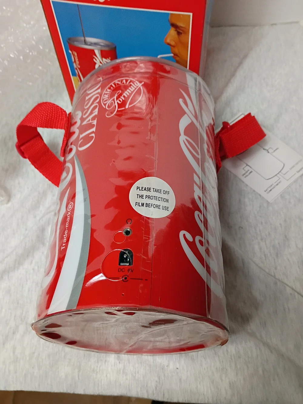 Vintage “Giant” Coke Can AM/FM Radio 1991